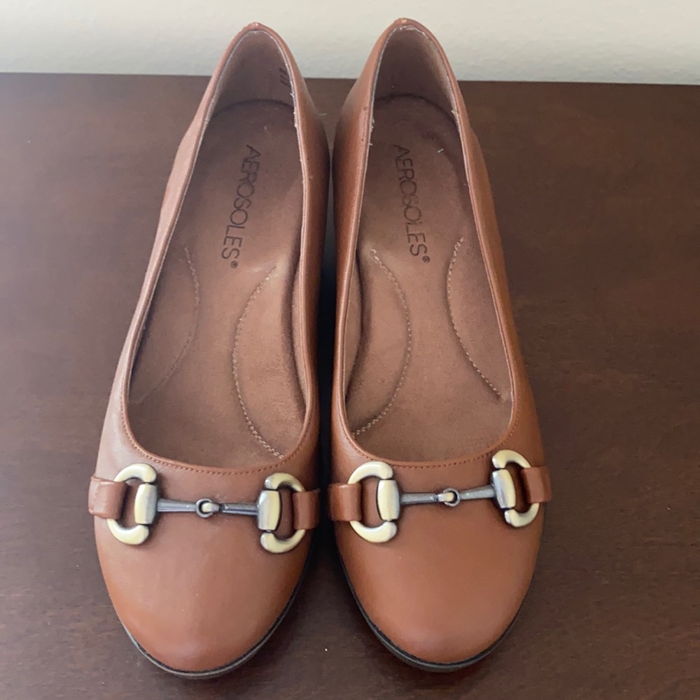 Aerosoles Dark Tan “True Life” Wedge Pumps NWOT